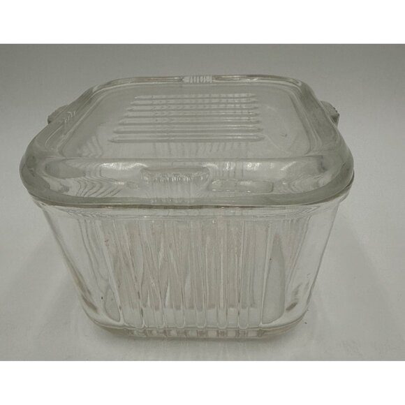 Vintage Clear Glass Refrigerator Ribbed Design Dish With Lid No Chips/Cracks - Picture 1 of 8